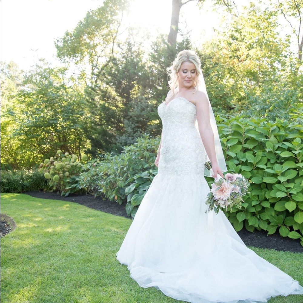 Allure 9275 Gown
